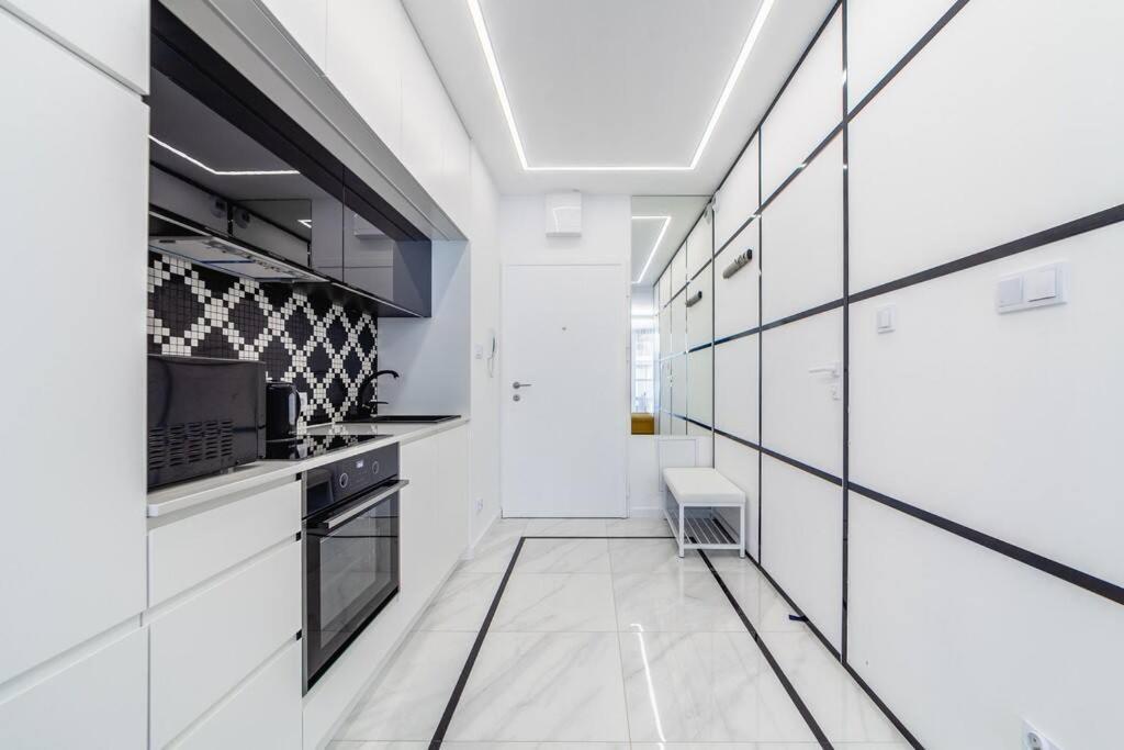 Stylowy Apartament Centrum Warszawy Z Tarasem Varsavia Esterno foto